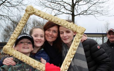 Flitsen door de optocht 25-02-2017